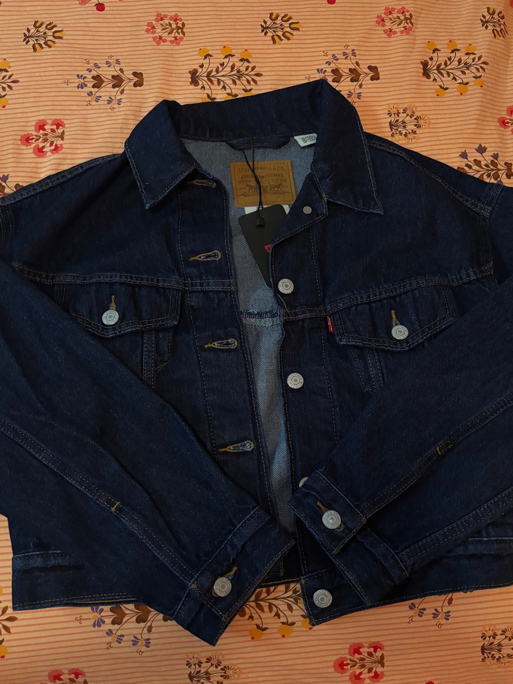 BRAND NEW!! Levi’s denim jacket